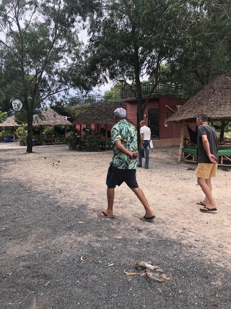La Plage De Kampot By Lee & Hap Guest House Extérieur photo