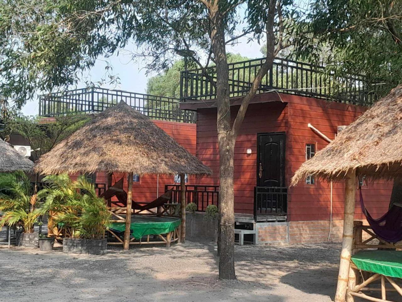 La Plage De Kampot By Lee & Hap Guest House Extérieur photo